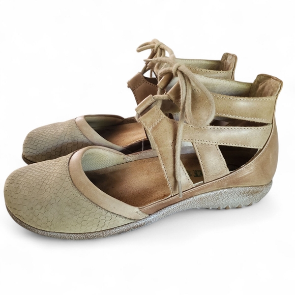 NAOT KATA Nuetral Tan Cream Snake Embossed Leather Lace-Up Sandals Women's SZ‎ 7 - Picture 2 of 10